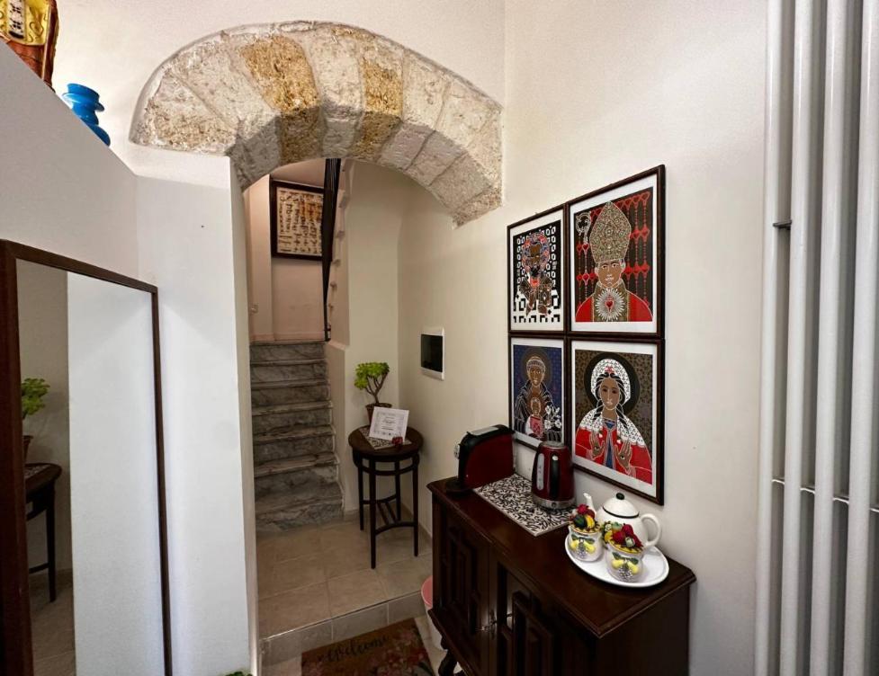 Enchanting Room In Bari Old Town Extérieur photo